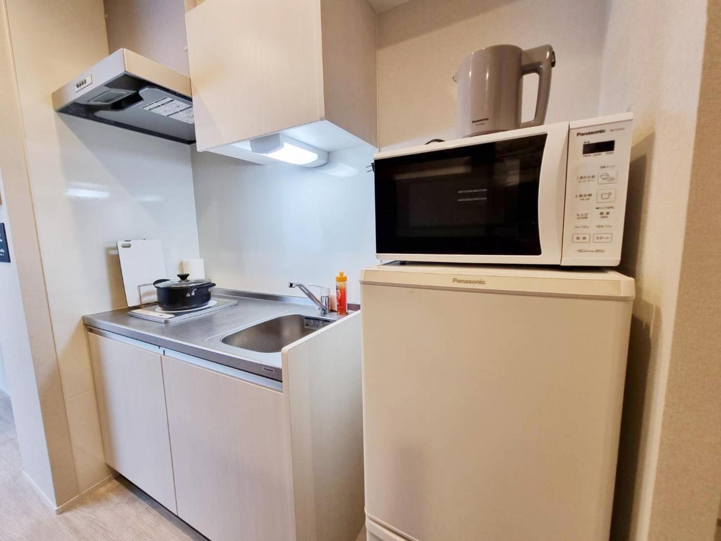 Prism Inn Asakusa طوكيو الغرفة الصورة